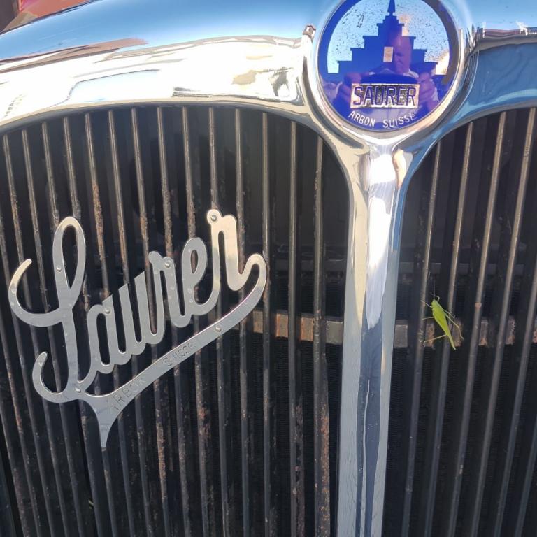 Oldtimerbus Kühler